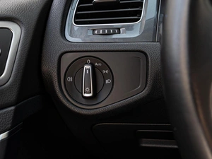 Хетчбэк Volkswagen Golf 2017 года, 1597000 рублей, Краснодар