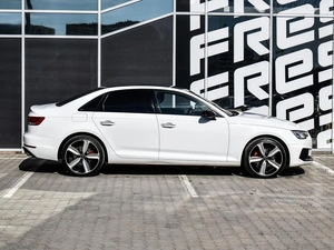 Седан Audi A4 2016 года, 2150000 рублей, Краснодар