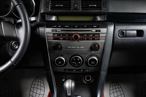 Хетчбэк Mazda 3 2006 года, 549000 рублей, Сургут