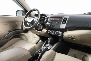 Внедорожник Mitsubishi Outlander 2008 года, 999000 рублей, Новосибирск
