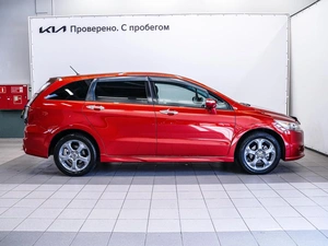 Минивэн Honda Stream 2009 года, 1199000 рублей, Красноярск