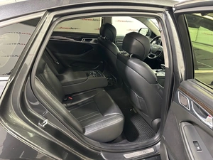 Седан Genesis G80 2017 года, 1890000 рублей, Красноярск