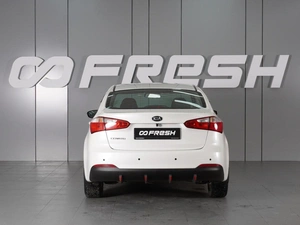 Седан Kia Cerato 2015 года, 1349000 рублей, Красный Пахарь