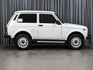 Внедорожник ВАЗ (LADA) 4x4 (Нива) 2016 года, 649000 рублей, Ставрополь