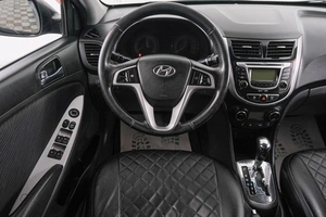 Седан Hyundai Solaris 2011 года, 849000 рублей, Красноярск