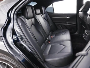 Седан Toyota Camry 2023 года, 3999050 рублей, Москва