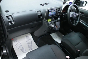 Минивэн Toyota Wish 2004 года, 918000 рублей, Солонцы
