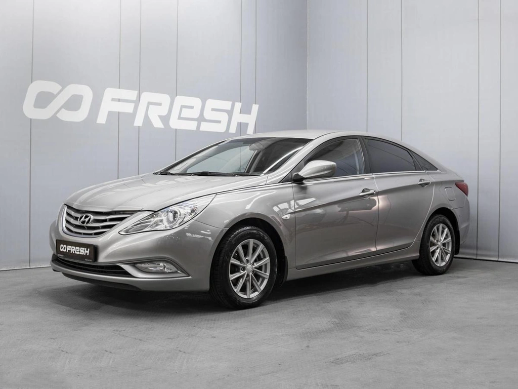 Седан Hyundai Sonata 2012 года, 1078000 рублей, Омск