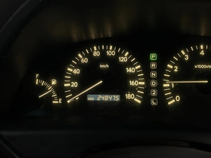 Минивэн Toyota Ipsum 1999 года, 687000 рублей, Солонцы