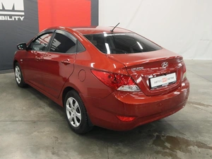 Седан Hyundai Solaris 2013 года, 930000 рублей, Курск