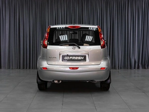 Хетчбэк Nissan Note 2011 года, 799000 рублей, Тюмень