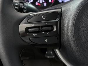 Хетчбэк Kia Rio X-Line 2018 года, 1850000 рублей, Орёл