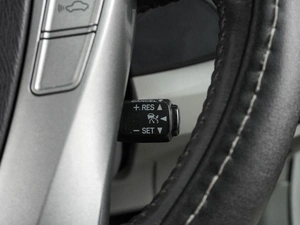 Лифтбек Toyota Prius 2010 года, 909000 рублей, Воронеж