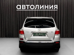 Внедорожник Toyota Highlander 2010 года, 1850000 рублей, Красноярск
