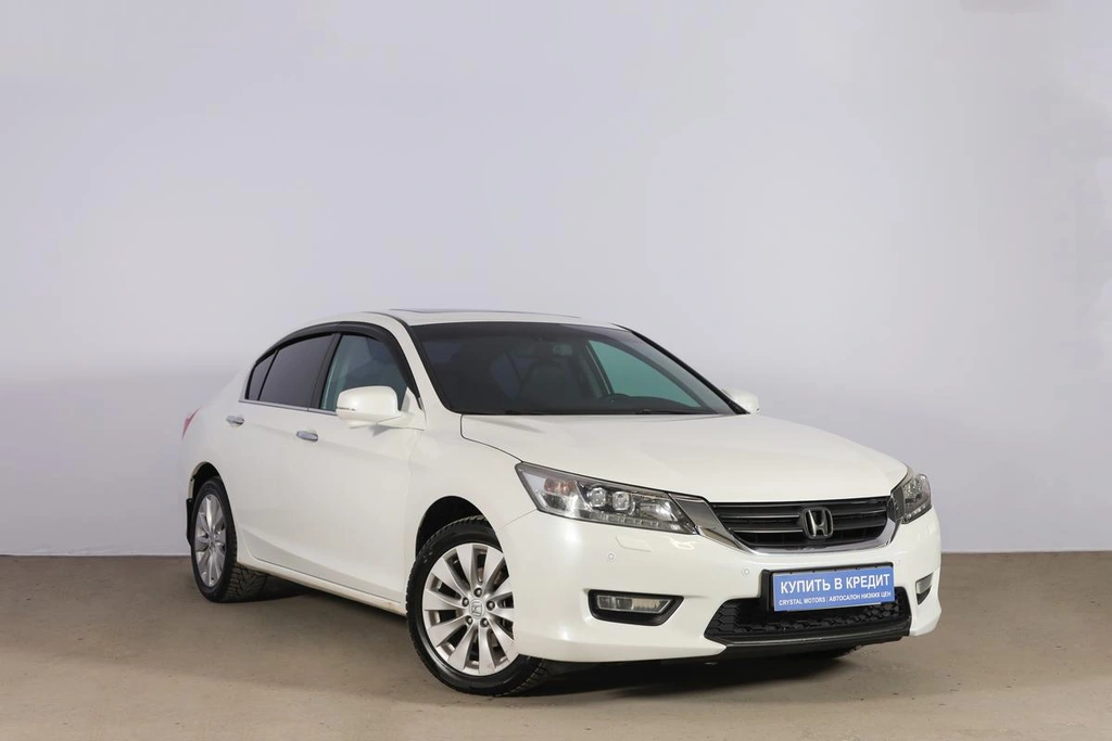 Седан Honda Accord 2013 года, 1849000 рублей, Новосибирск