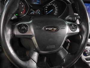 Хетчбэк Ford Focus 2012 года, 889000 рублей, Воронеж