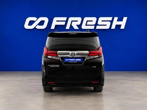 Минивэн Toyota Alphard 2016 года, 3548888 рублей, Москва