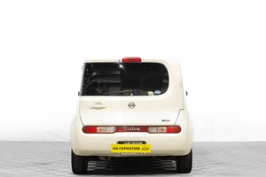Минивэн Nissan Cube 2010 года, 679000 рублей, Барнаул