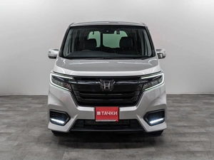 Минивэн Honda Stepwgn Spada 2018 года, 2150000 рублей, Красноярск