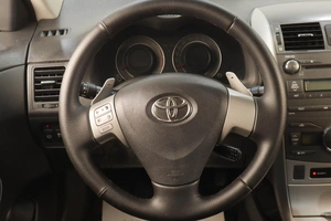 Седан Toyota Corolla 2007 года, 599000 рублей, Челябинск