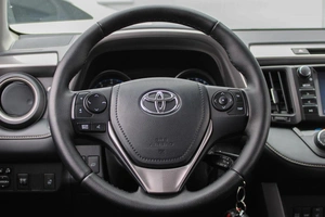 Внедорожник Toyota RAV4 2017 года, 2030000 рублей, Ярославль