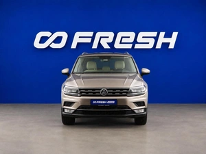Внедорожник Volkswagen Tiguan 2017 года, 2490750 рублей, Москва