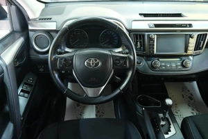 Внедорожник Toyota RAV4 2018 года, 2249000 рублей, Омск