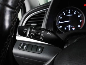 Седан Hyundai Elantra 2018 года, 1599000 рублей, Воронеж