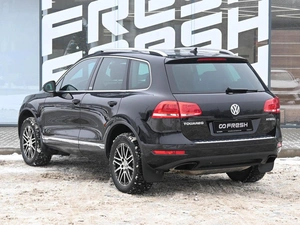 Внедорожник Volkswagen Touareg 2011 года, 2050000 рублей, Волгоград