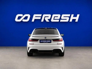 Седан BMW 3 серия 2019 года, 3670000 рублей, Москва