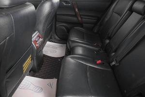 Внедорожник Toyota Highlander 2013 года, 2399000 рублей, Кемерово