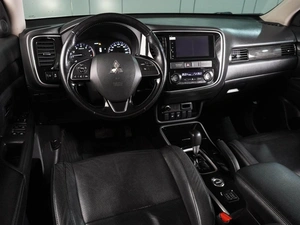 Внедорожник Mitsubishi Outlander 2017 года, 2179000 рублей, Воронеж