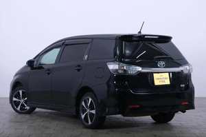 Минивэн Toyota Wish 2014 года, 1279000 рублей, Омск