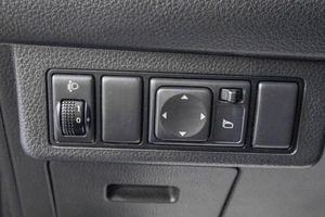 Хетчбэк Nissan Tiida 2012 года, 759000 рублей, Барнаул