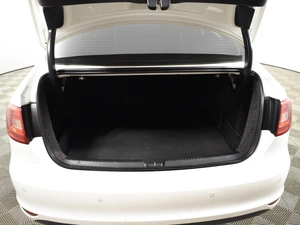 Седан Volkswagen Jetta 2012 года, 1019900 рублей, Казань