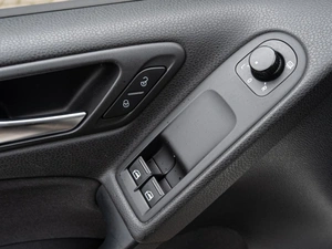 Хетчбэк Volkswagen Golf 2011 года, 1260000 рублей, Краснодар