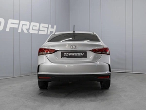 Седан Hyundai Solaris 2021 года, 1340000 рублей, Омск