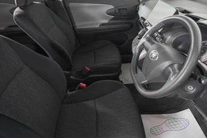 Минивэн Toyota Wish 2009 года, 1349000 рублей, Кемерово