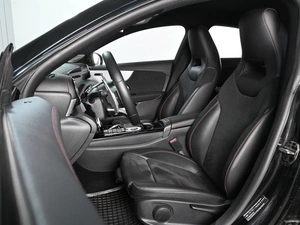 Седан Mercedes-benz CLA-класс 2019 года, 2999000 рублей, Аксай