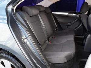 Седан Volkswagen Jetta 2011 года, 730222 рублей, Тверь