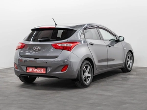 Хетчбэк Hyundai i30 2014 года, 925000 рублей, Красноярск