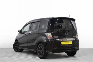 Минивэн Honda Freed 2012 года, 1139000 рублей, Барнаул