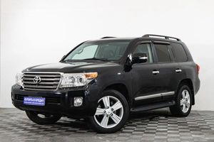 Внедорожник Toyota Land Cruiser 2012 года, 3999000 рублей, Сургут