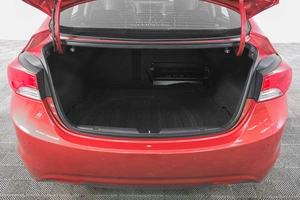 Седан Hyundai Avante 2012 года, 949000 рублей, Кемерово