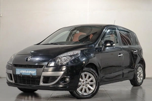 Минивэн Renault Scenic 2011 года, 669000 рублей, Челябинск