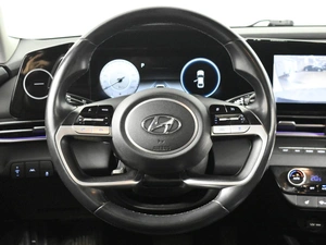 Седан Hyundai Elantra 2021 года, 1934900 рублей, Казань