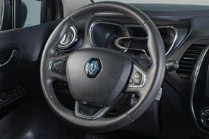 Внедорожник Renault Kaptur 2017 года, 1499000 рублей, Тюмень