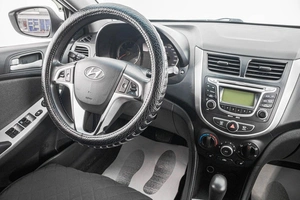 Хетчбэк Hyundai Solaris 2011 года, 799000 рублей, Барнаул