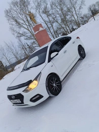 Седан Hyundai Solaris 2017 года, 820000 рублей, Канск