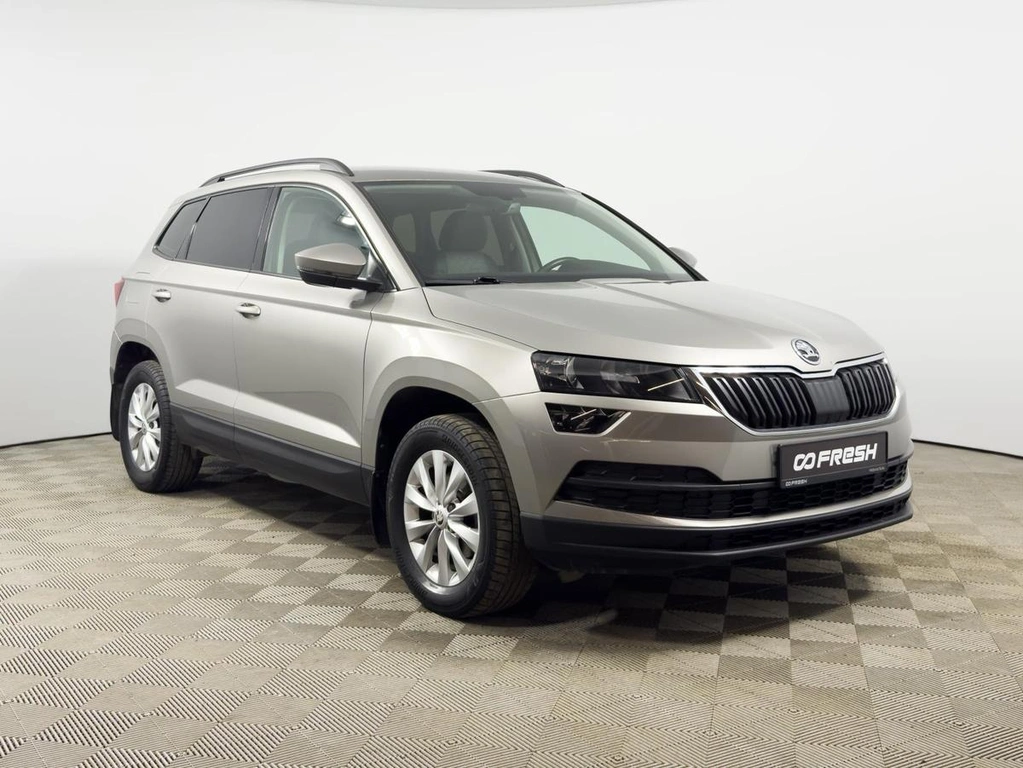 Внедорожник Skoda Karoq 2020 года, 2346100 рублей, Казань